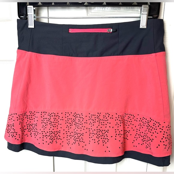 TITLE NINE Nimblene Skort Skirt Boy Shorts Coral Pink Gray Laser Cut Out 150997 - Picture 5 of 11